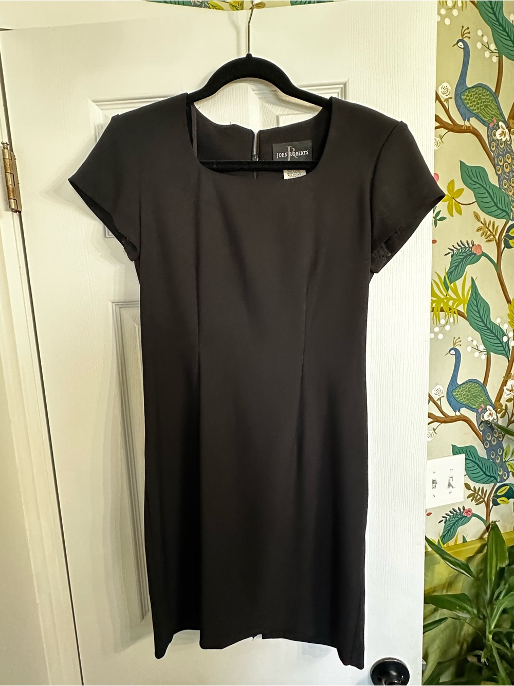 Black Short-Sleeve Sheath Dress